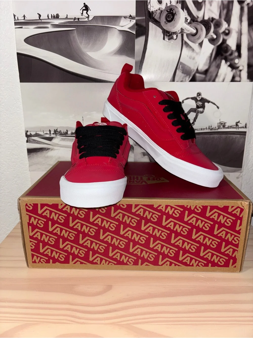 Vans Knu Skool sz 8.5 Men’s 10.0 Woman